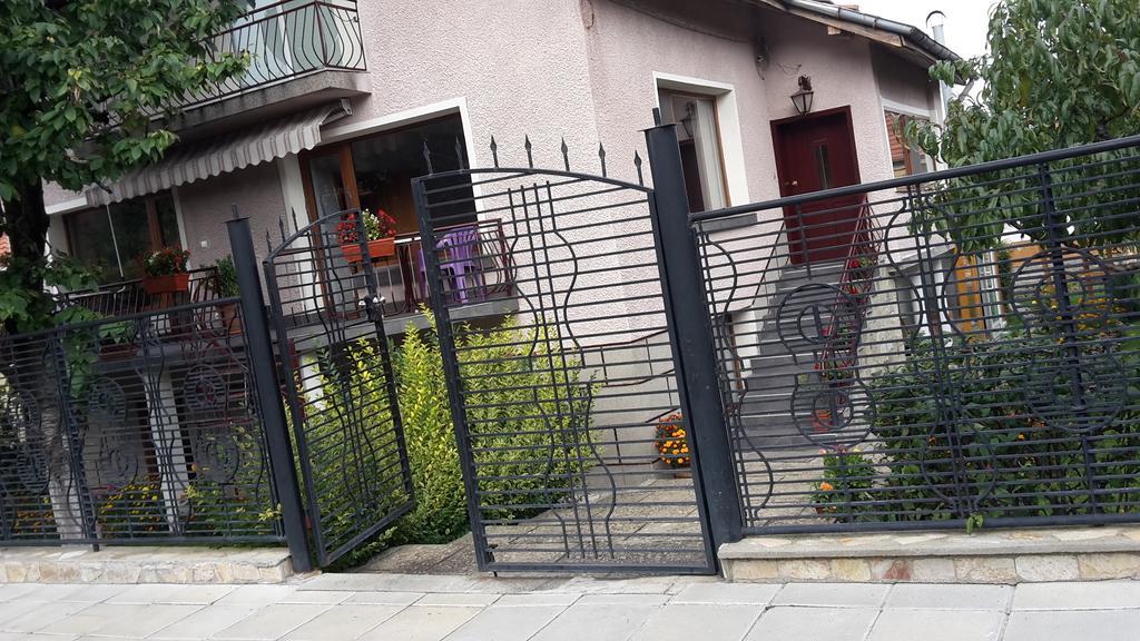 Kyurkchievi Guest House Sapareva Banya Exterior photo